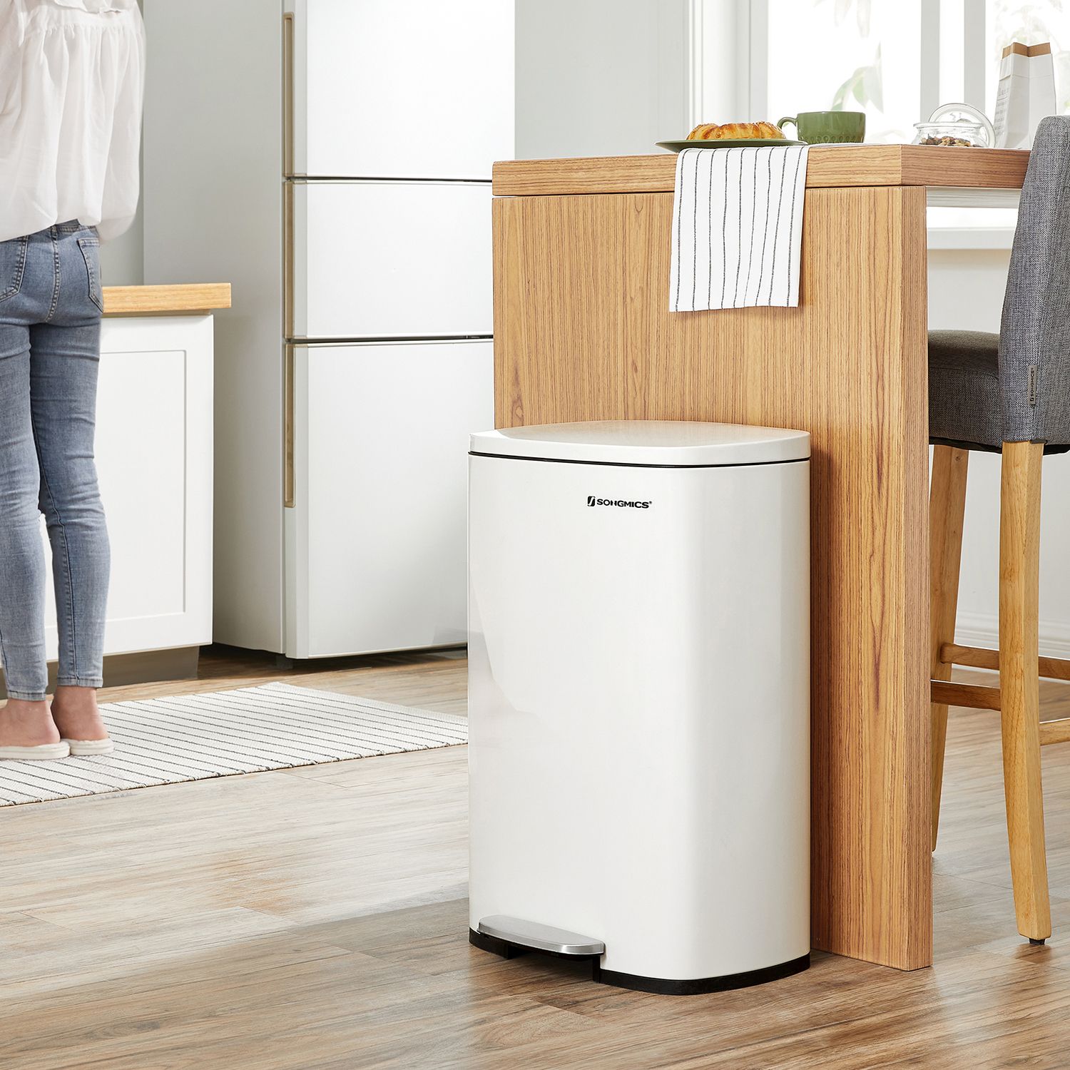 Cubo de Basura, 50 L, Cierre Suave, Cubo basura cocina, Pedal de Paso, Acero, Cubeta Interior, Blanco, SONGMICS, 3