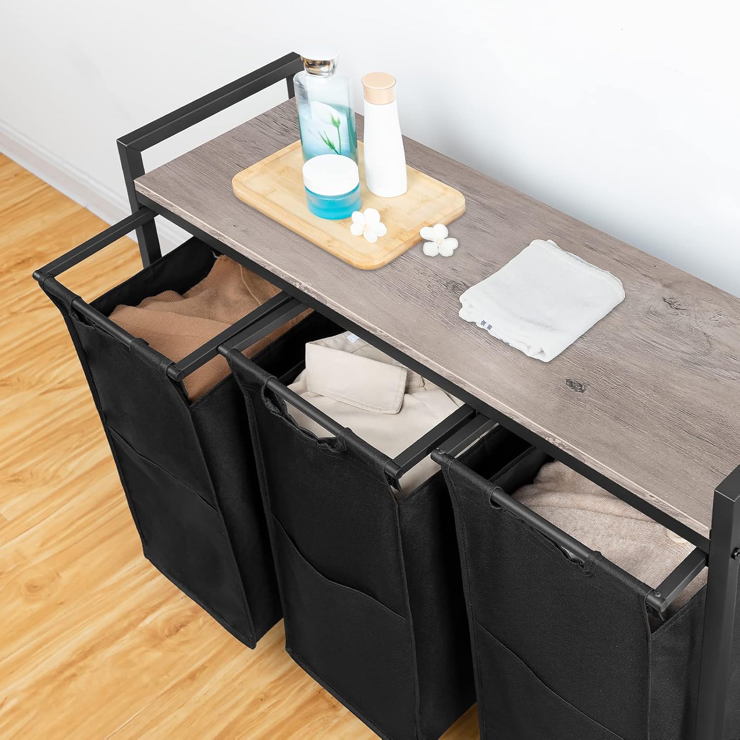 Cesto Ropa Sucia, 3 x 39,8 L, Mueble Ropa Sucia, con Ruedas, 3 Bolsas Colada, Cesto Colada, con Estante, Greige y Negro, HOOBRO, 2