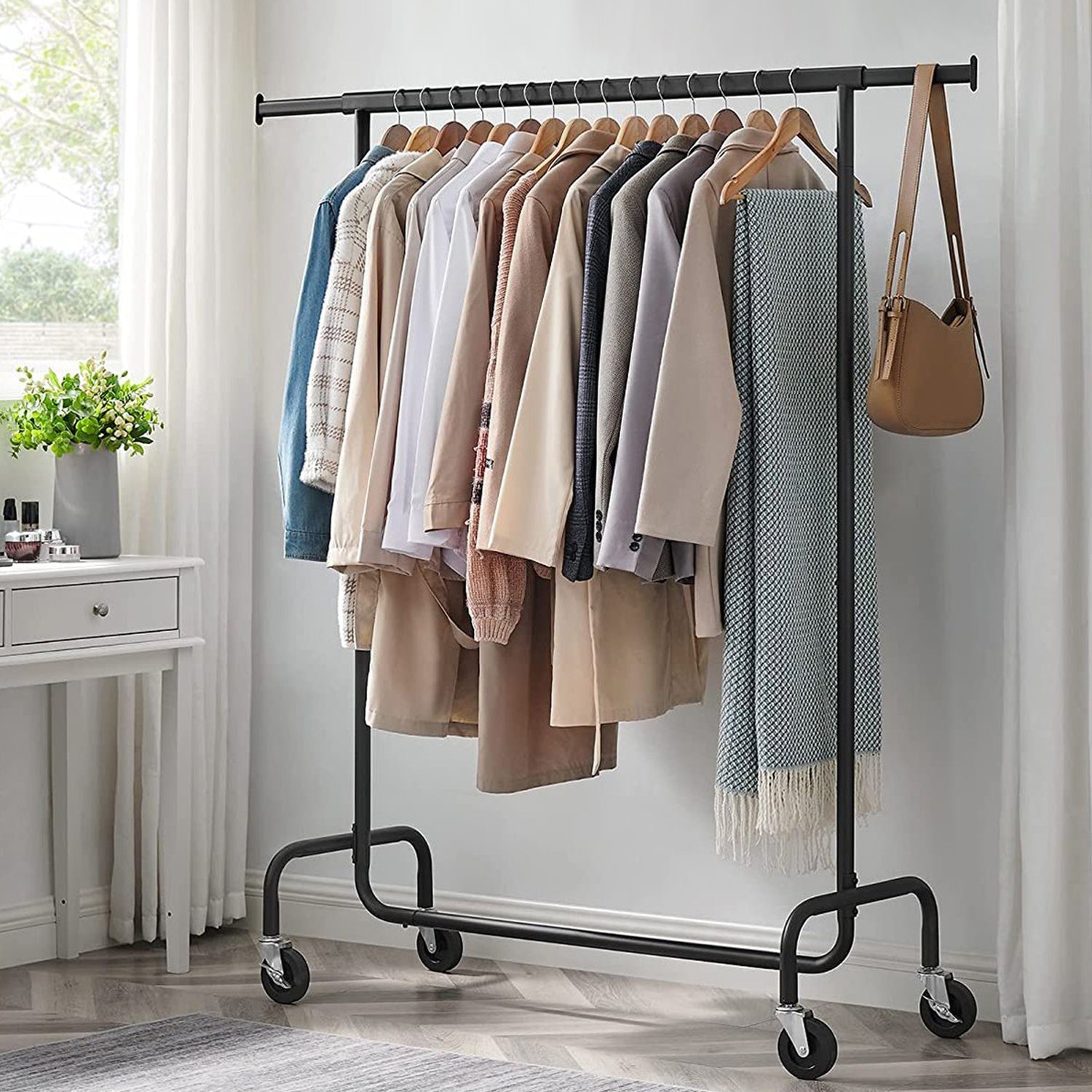 Burros para Ropa, con Ruedas, Carga de 130 kg, Burros para Ropa Resistentes, 110-150x45x162,9 cm, Negro, Songmics, 1