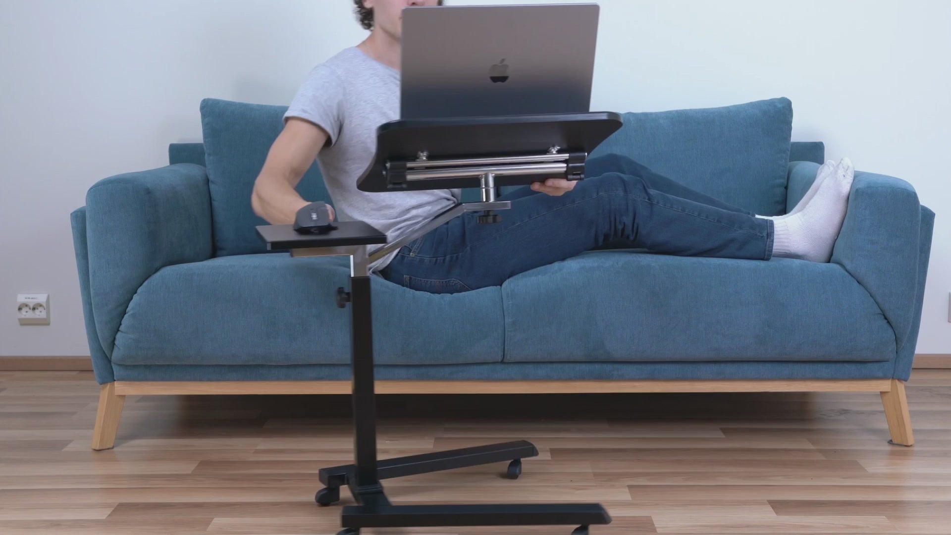 Mesa Ordenador Sofa, Mesa para Ordenador Portatil, Tatkraft Joy - video