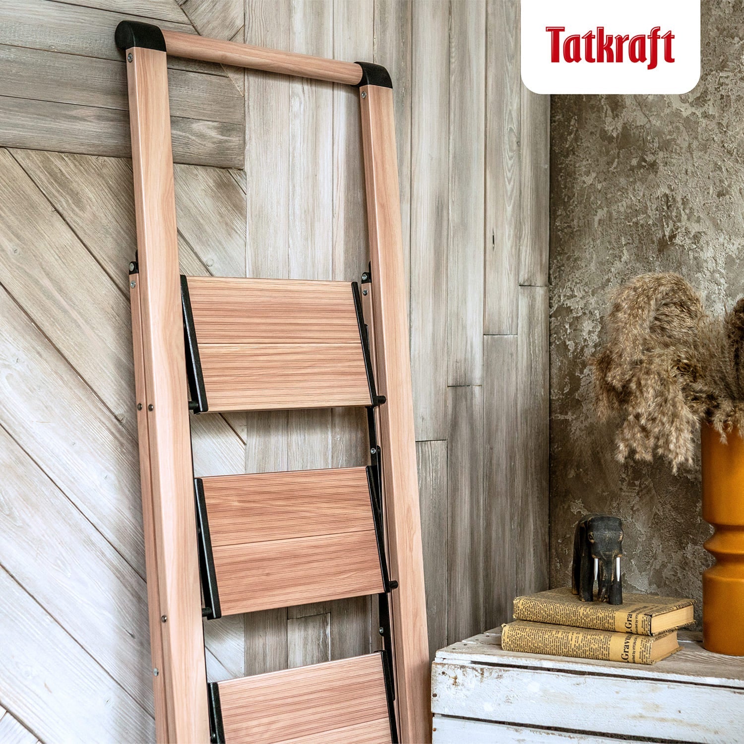 Escalera I Compare online I Escalera Plegable, Diseno Escandinavo, Ligero 4.6 kg, Escalera 3 Peldaños, Tatkraft UP