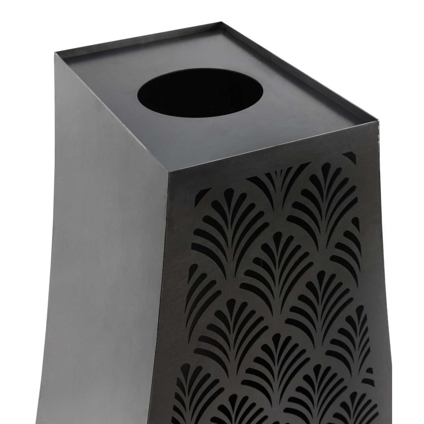 Chimenea al aire libre «ANKARA». Acabado de alta calidad, fabricado en Europa. Entrega Gratuita en España.